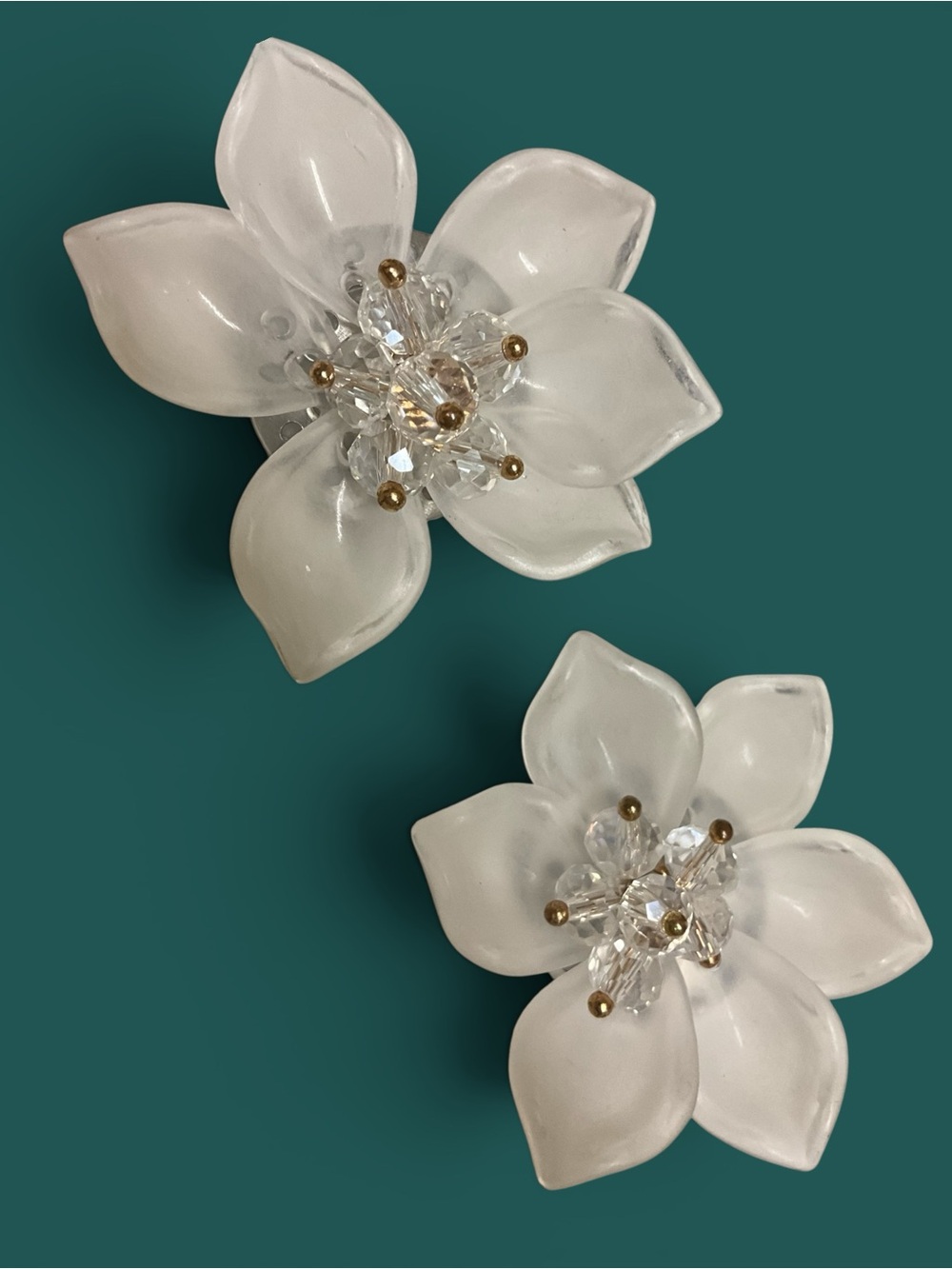 Frosted Lucite Flower Post & Clutch Earrings Crystal Like Cluster Lightweight